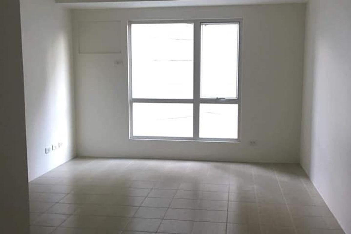 Condo for Sale in Pioneer Woodlands, Barangka Ilaya, Mandaluyong, Metro Manila near MRT-3 Boni – photo 3