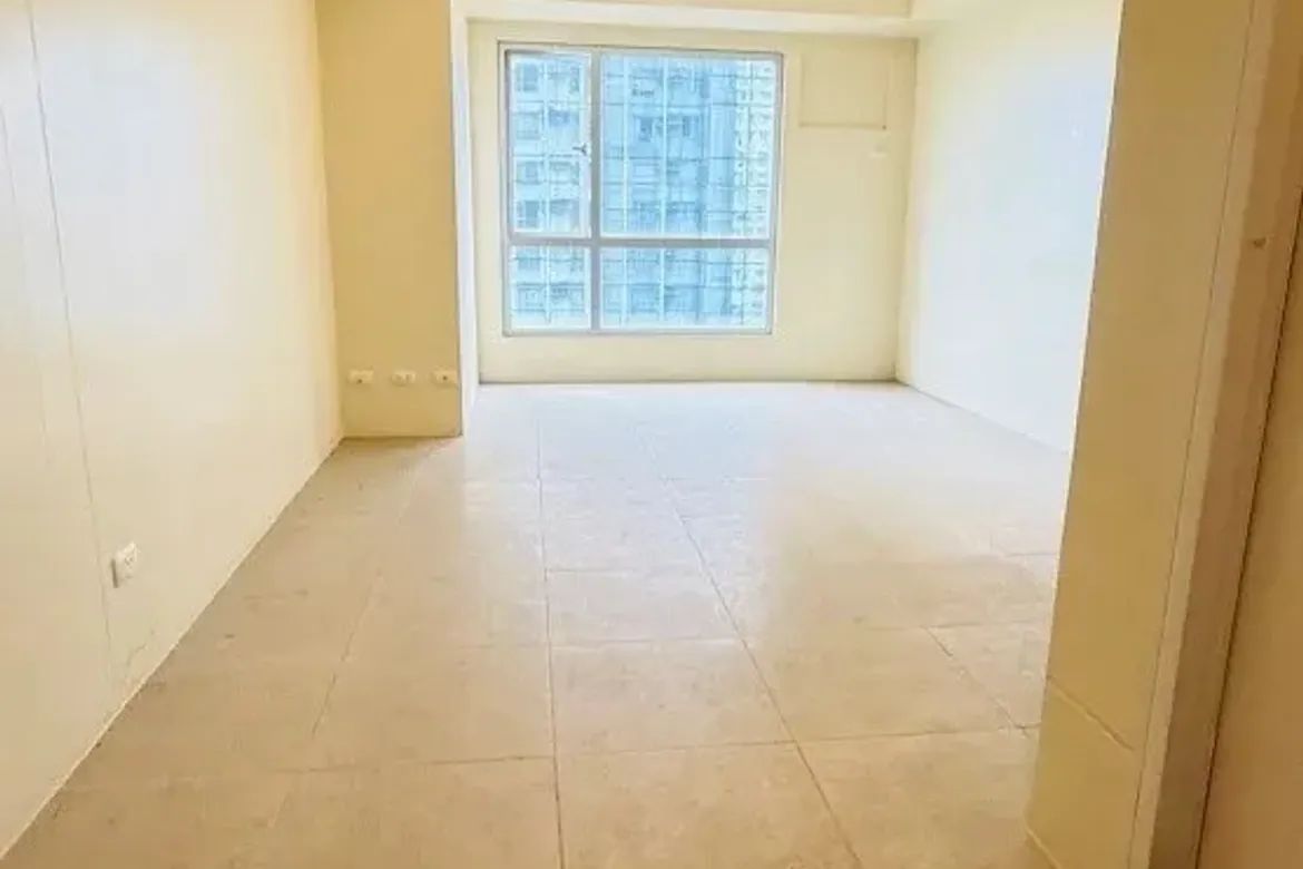 Condo for Sale in Project 6, Quezon City, Metro Manila near MRT-3 North Avenue