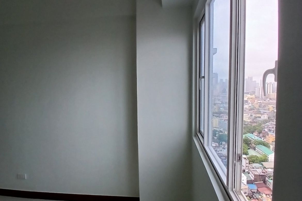 Condo for Sale in Quantum Residences, Barangay 49, Pasay, Metro Manila near LRT-1 Gil Puyat – photo 6