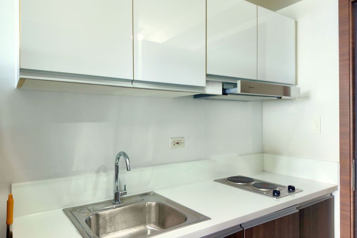 Condo for Sale in San Antonio, Makati, Metro Manila – photo 2