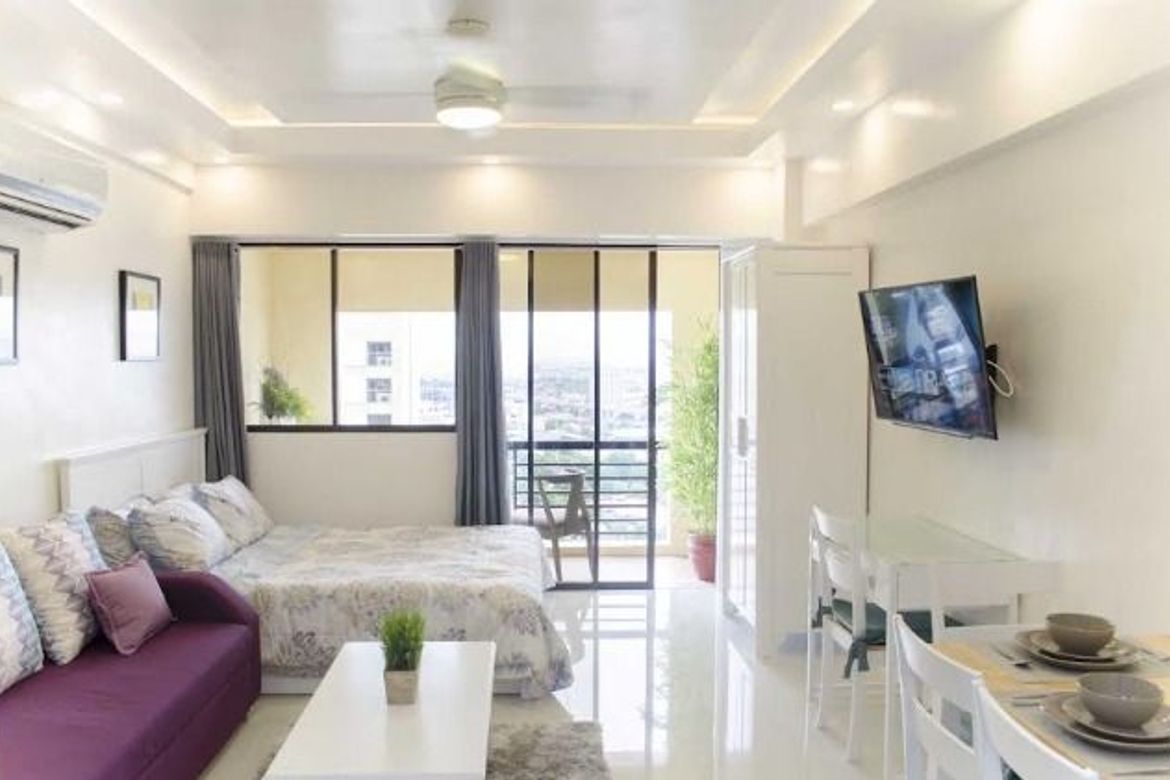 Condo for Sale in San Lorenzo, Makati, Metro Manila