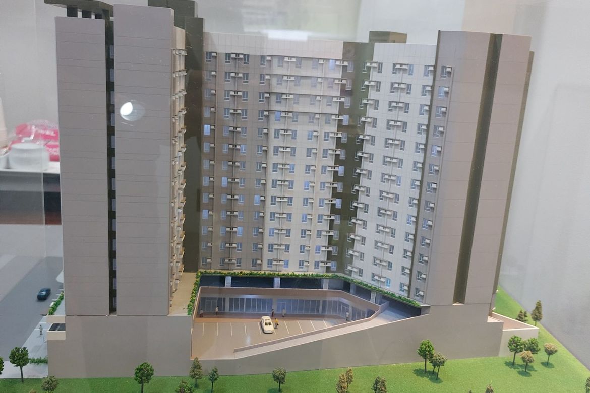 Condo for Sale in Santo Niño, Biñan, Laguna