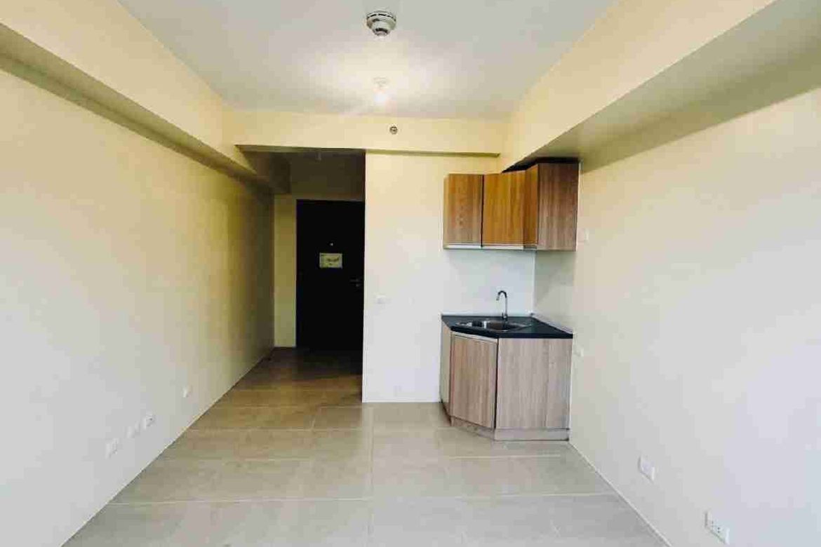 Condo for Sale in Serin East Tagaytay, Silang Junction North, Tagaytay, Cavite – photo 4