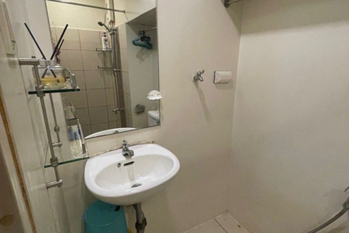 Condo for Sale in South Triangle, Quezon City, Metro Manila near MRT-3 Quezon Avenue – photo 8