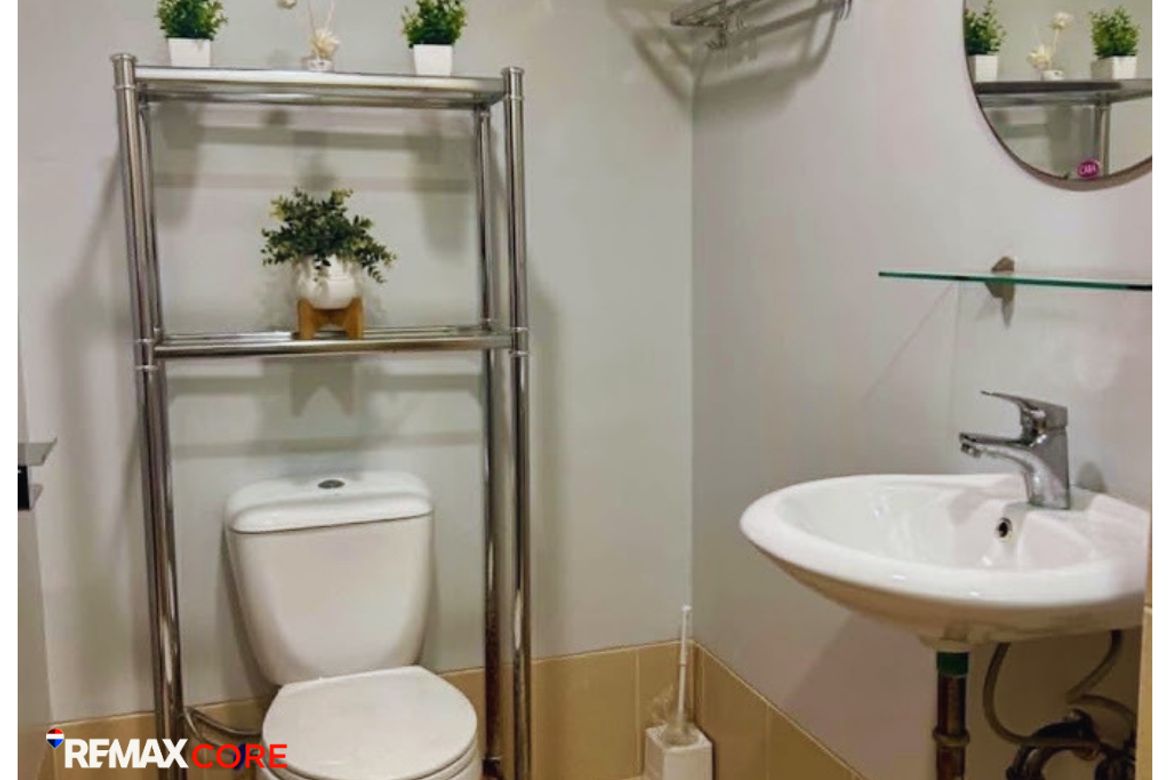 Condo for Sale in Sucat, Muntinlupa, Metro Manila – photo 8