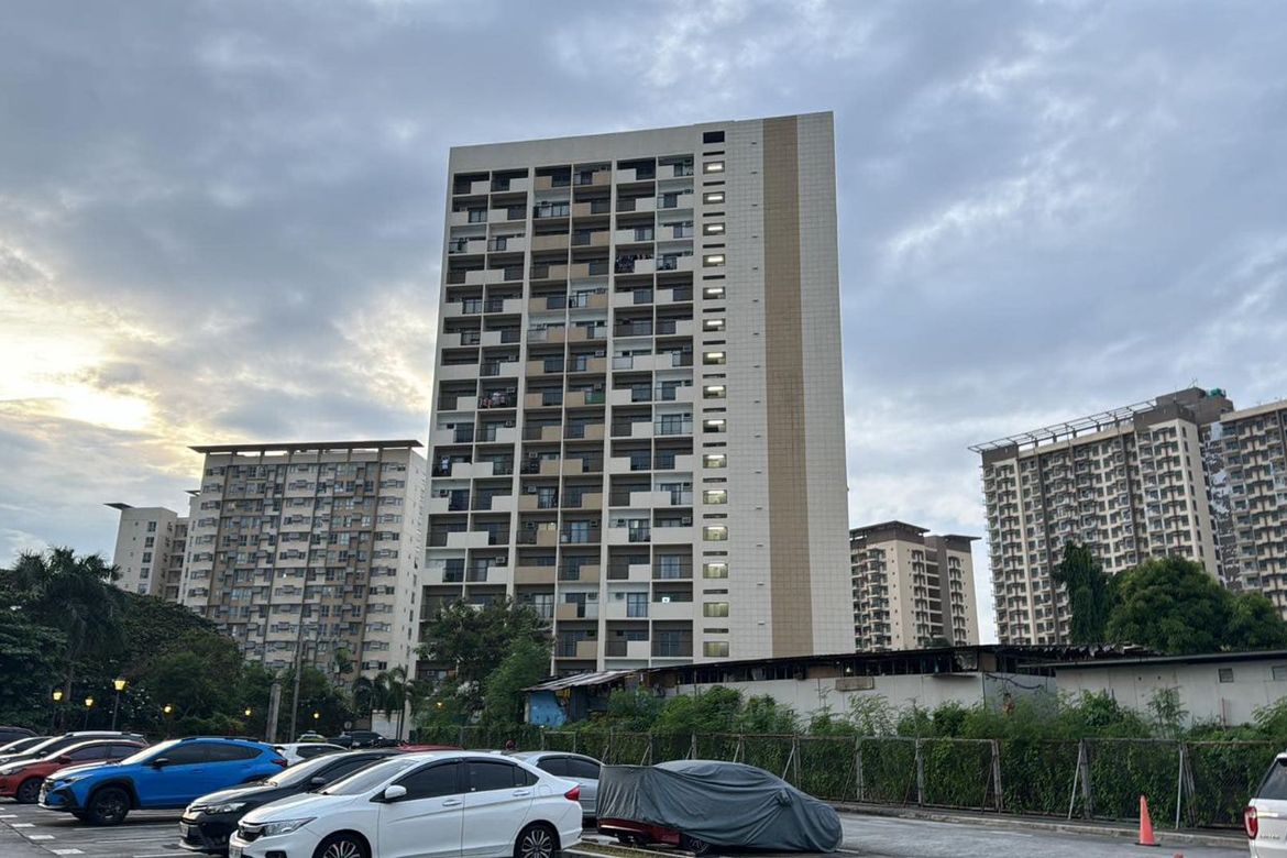 Condo for Sale in Sucat, Muntinlupa, Metro Manila – photo 4
