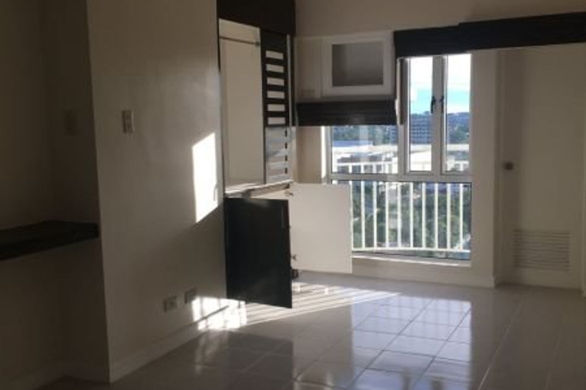 Condo for Sale in Tagaytay Prime Residences, San Jose, Tagaytay, Cavite – photo 4