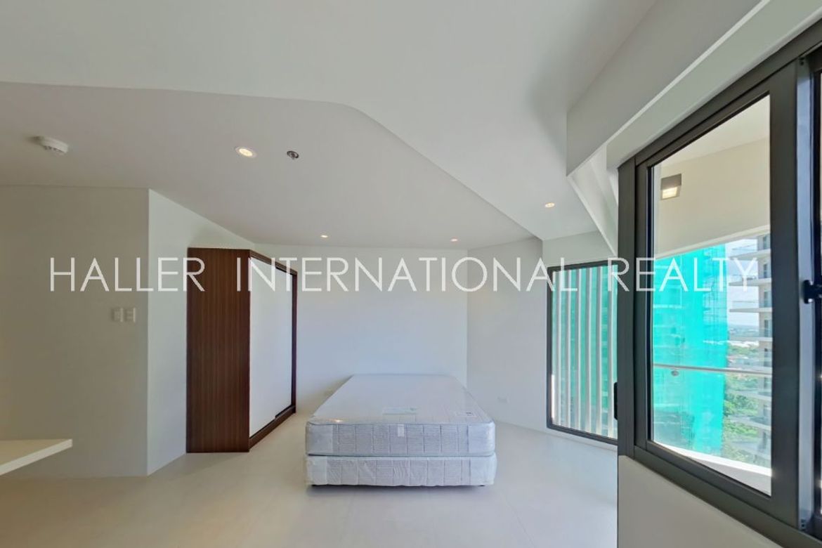 Condo for Sale in Tambuli Seaside Living, Mactan, Lapu-Lapu, Cebu – photo 7