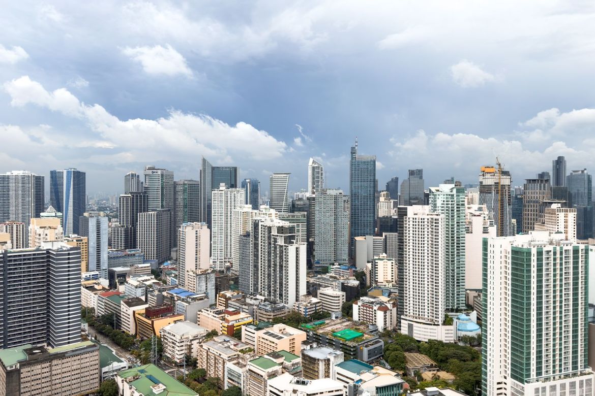 Condo for Sale in The Beacon, Bangkal, Makati City near MRT-3 Magallanes