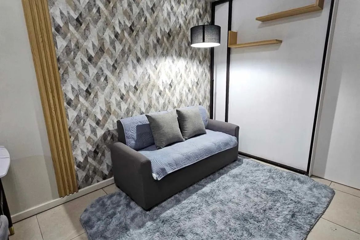 Condo for Sale in The Columns At Legaspi Village, San Lorenzo, Makati City – photo 2
