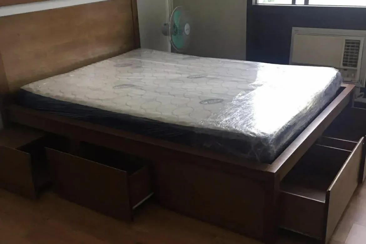 Condo for Sale in The Gramercy Residences, Poblacion, Makati, Metro Manila – photo 2