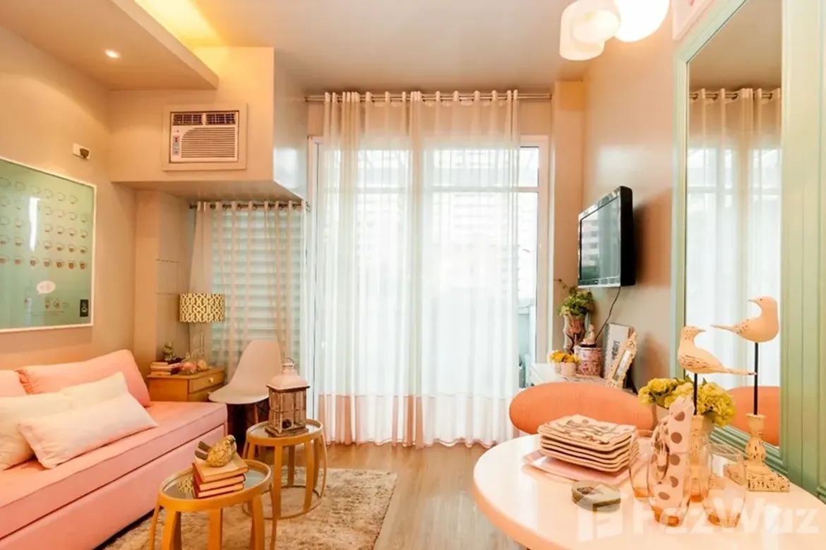 Condo for Sale in The Linear, San Antonio, Makati City