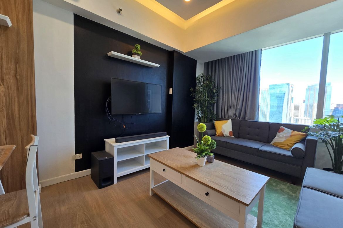 Condo for Sale in The St. Francis Shangri-La Place, Wack-Wack Greenhills, Mandaluyong, Metro Manila near MRT-3 Shaw Boulevard – photo 3