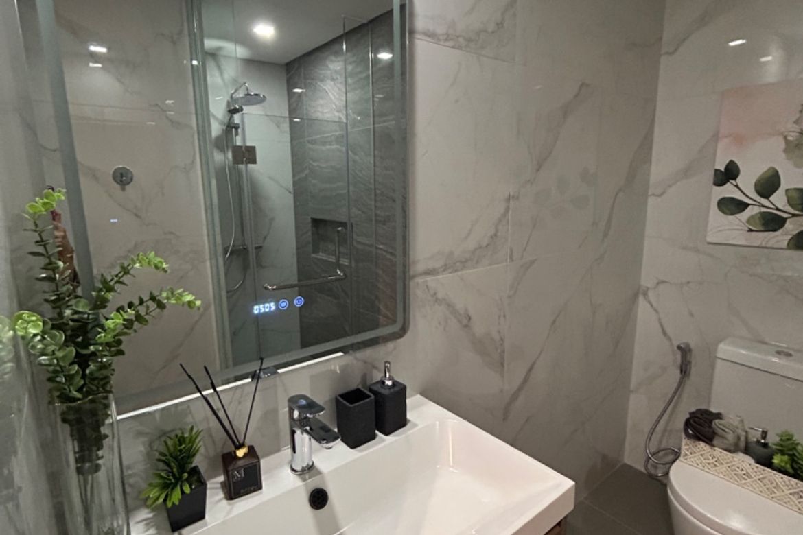 Condo for Sale in Uptown Modern, BGC, Taguig