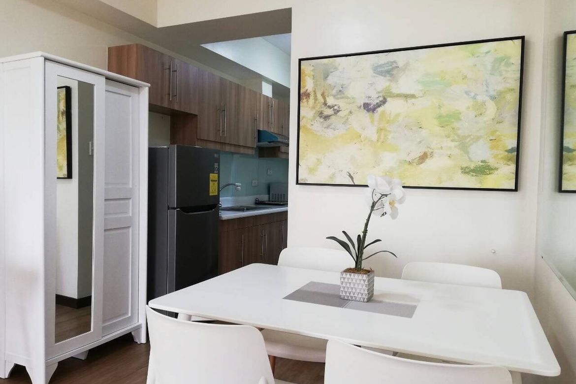 Condo for Sale in Zinnia Towers, Katipunan, Quezon City, Metro Manila near LRT-1 Roosevelt
