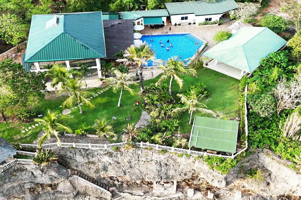Hotel / Resort for Sale in Tag-Ibo, San Juan, Siquijor