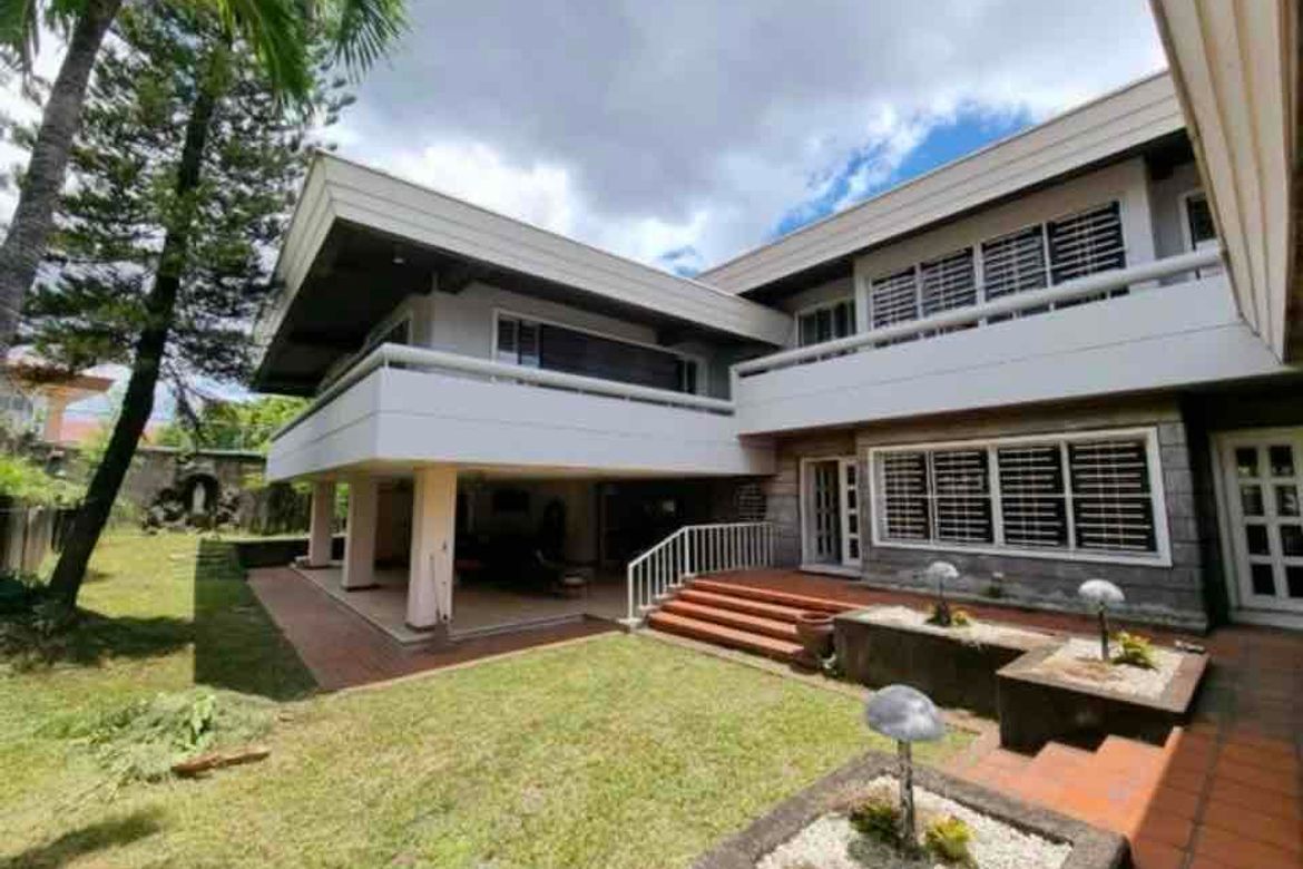House for Rent in Wack-Wack Greenhills, Mandaluyong, Metro Manila near MRT-3 Santolan photo 2