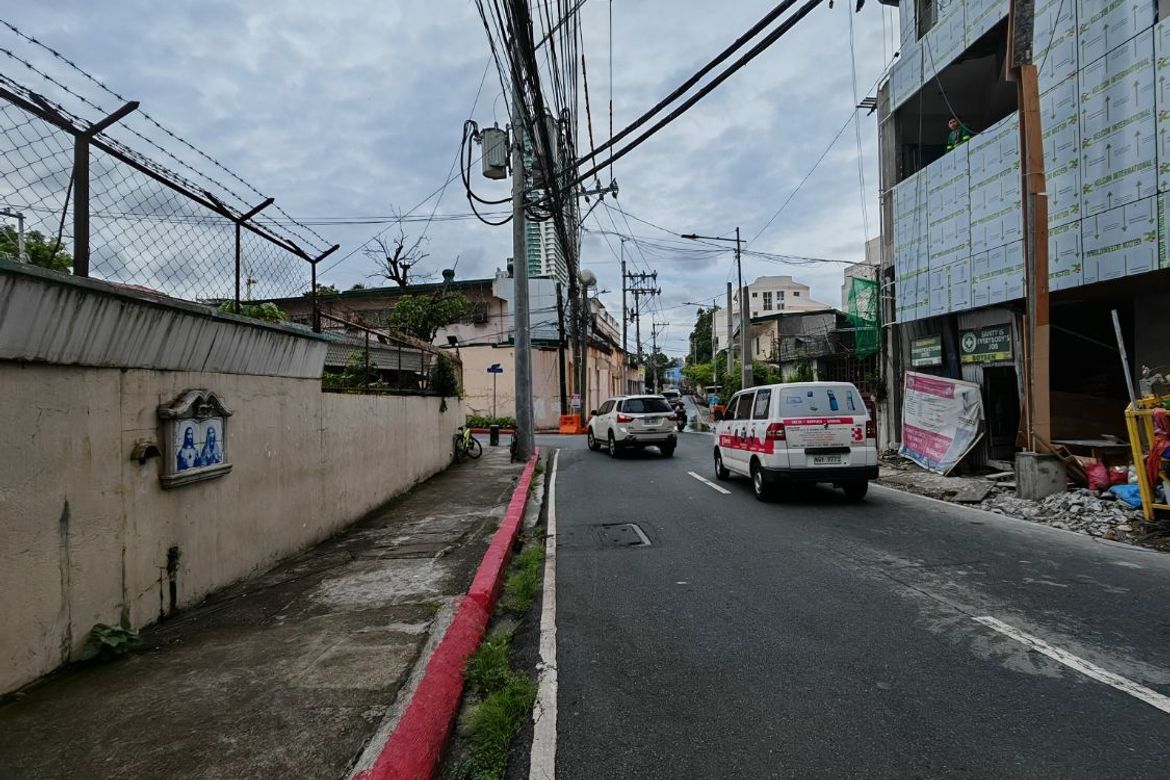 House for Sale in Addition Hills, San Juan, Metro Manila – photo 2