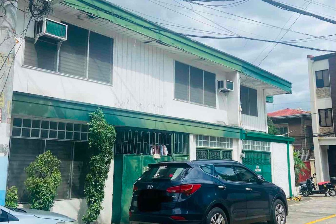 House for Sale in Barangay 70, Pasay, Metro Manila near LRT-1 Libertad