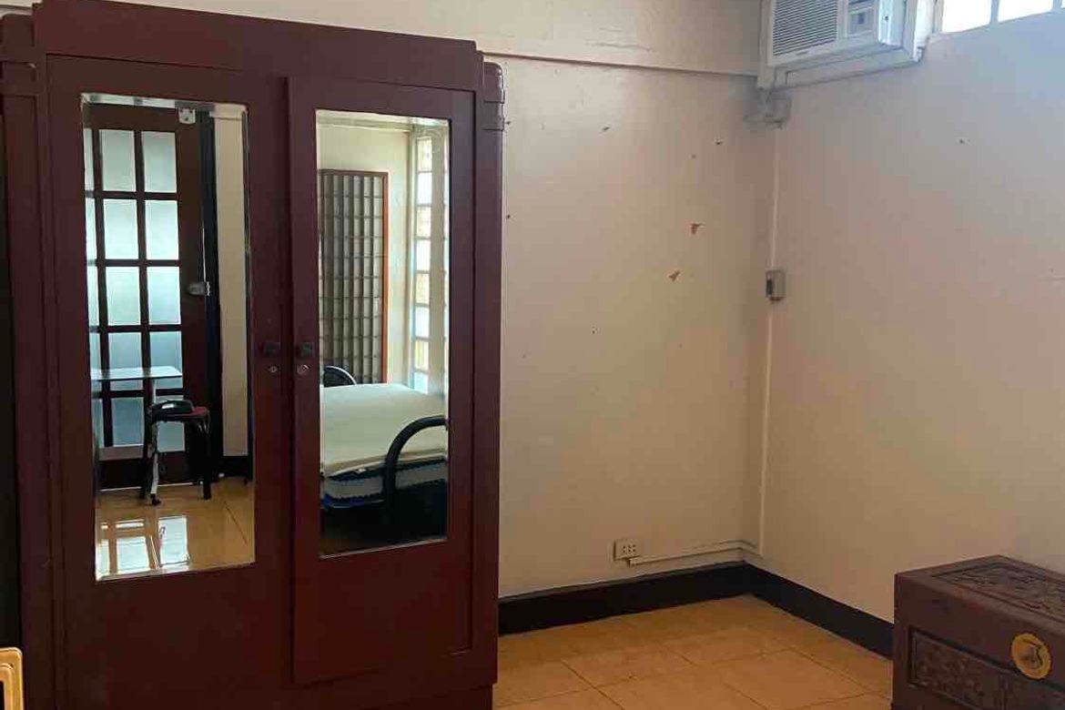 House for Sale in Barangay 70, Pasay, Metro Manila near LRT-1 Libertad – photo 6
