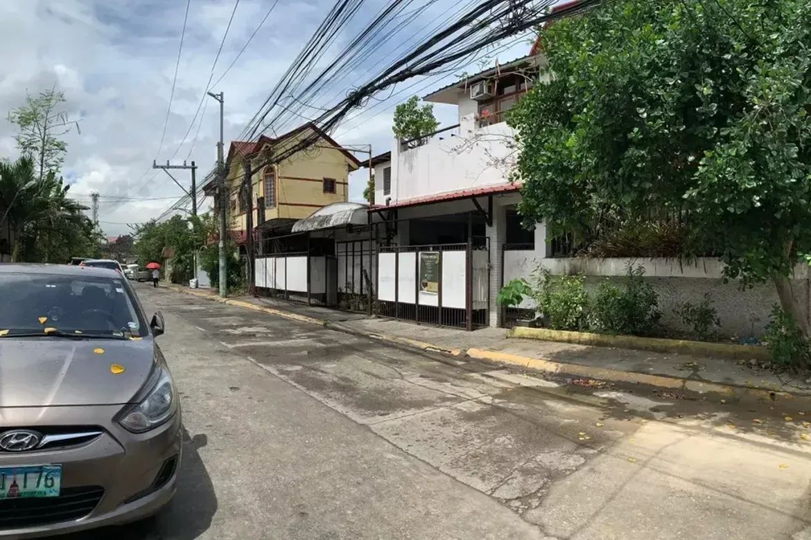 House for Sale in Cainta Greenland Executive Village, San Isidro, Cainta, Rizal – photo 2