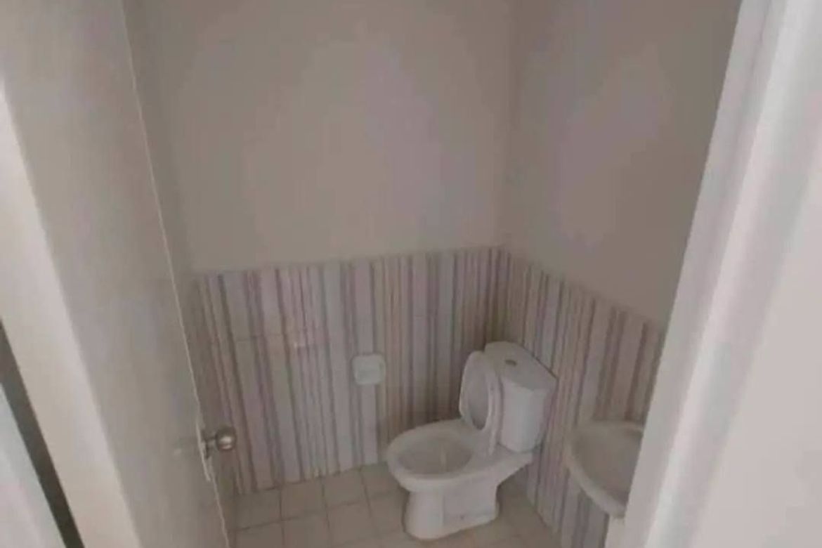 House for Sale in Central Poblacion, Naga, Cebu – photo 7