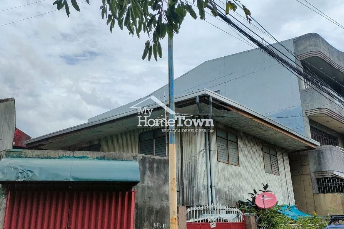 House for Sale in Highway Hills, Mandaluyong, Metro Manila near MRT-3 Shaw Boulevard