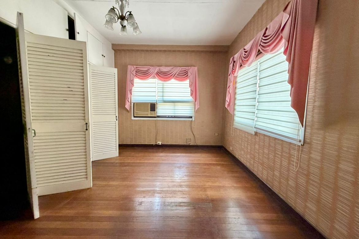 House for Sale in Little Baguio, San Juan, Metro Manila – photo 7