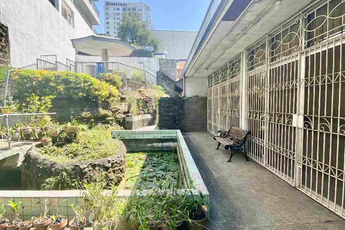 House for Sale in Little Baguio, San Juan, Metro Manila – photo 6