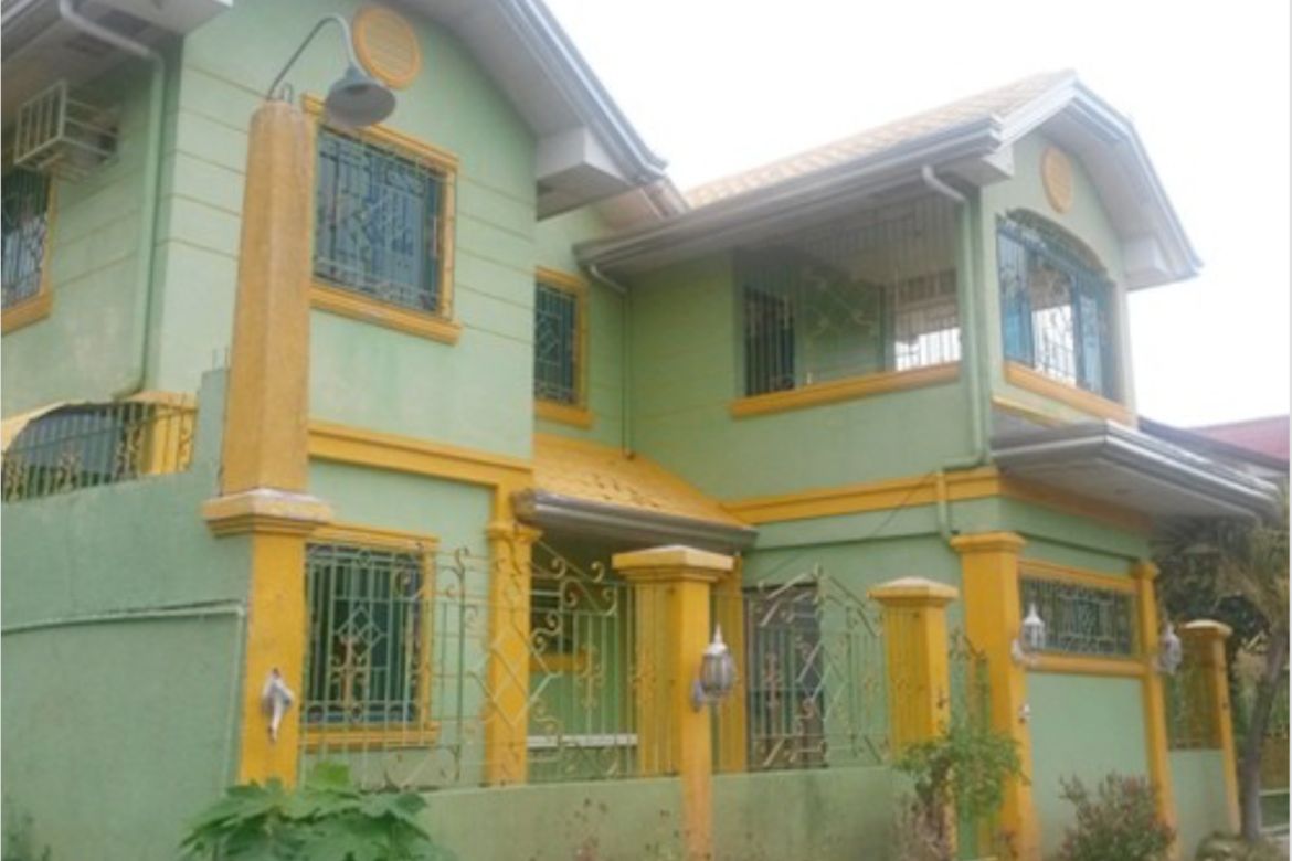 House for Sale in Maahas, Los Baños, Laguna