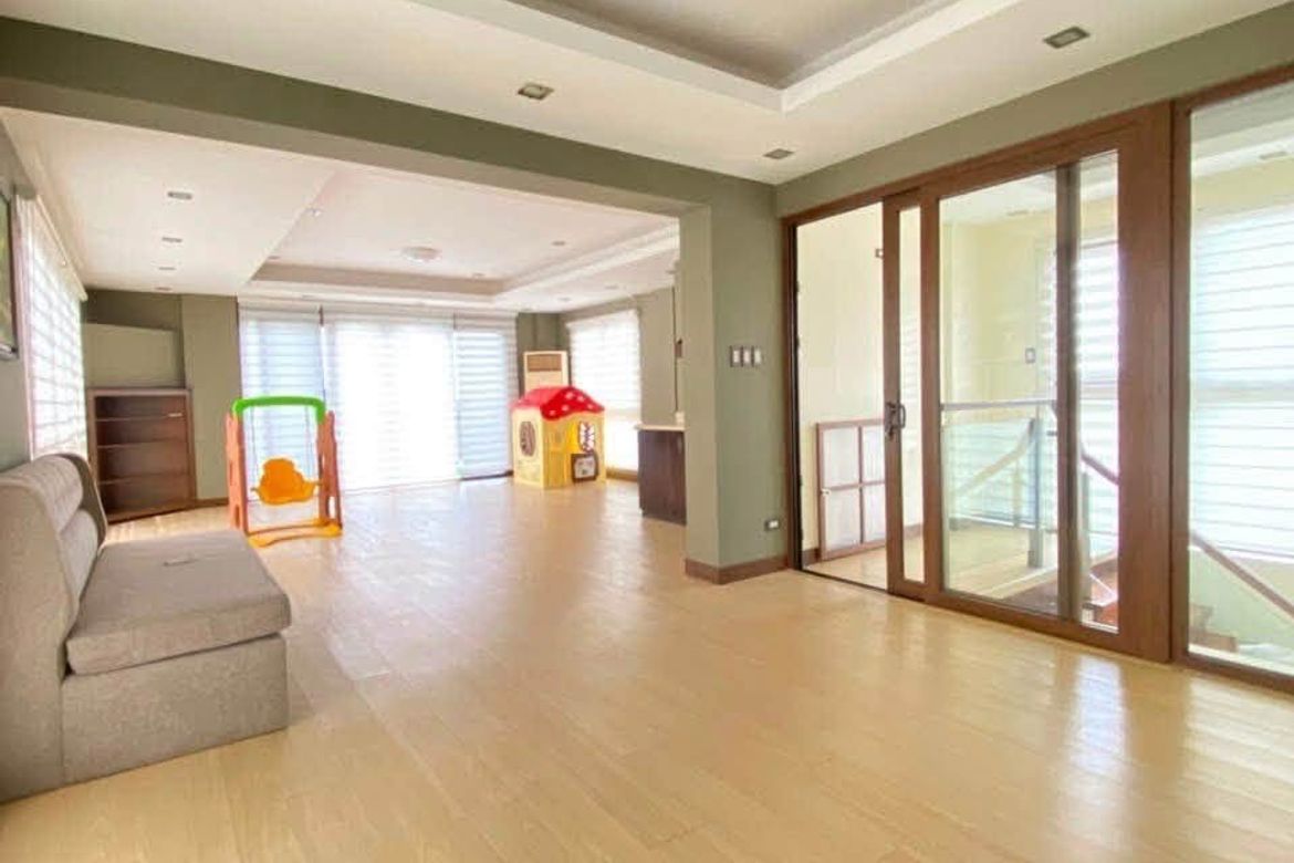 House for Sale in McKinley Hill, Taguig, Metro Manila – photo 5