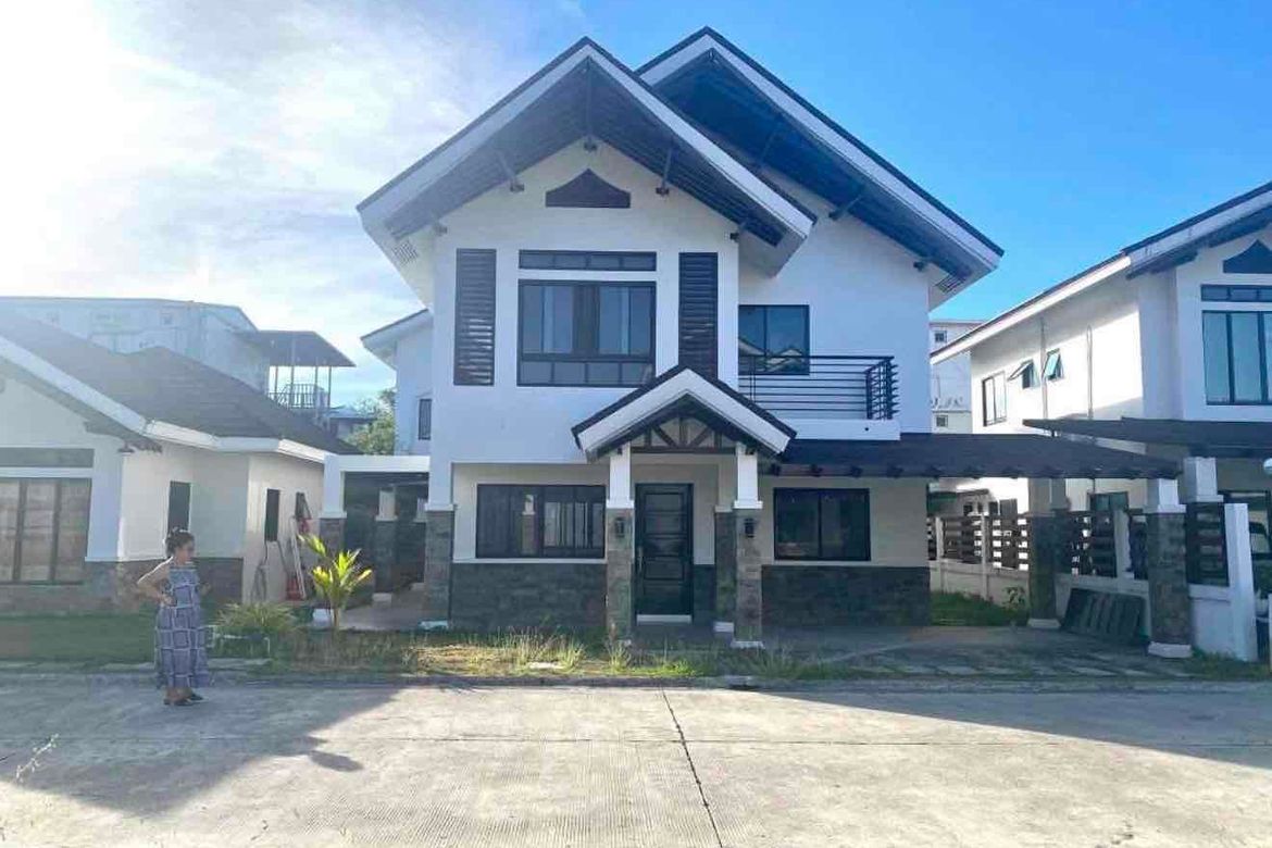 House for Sale in Poblacion, Argao, Cebu – photo 2
