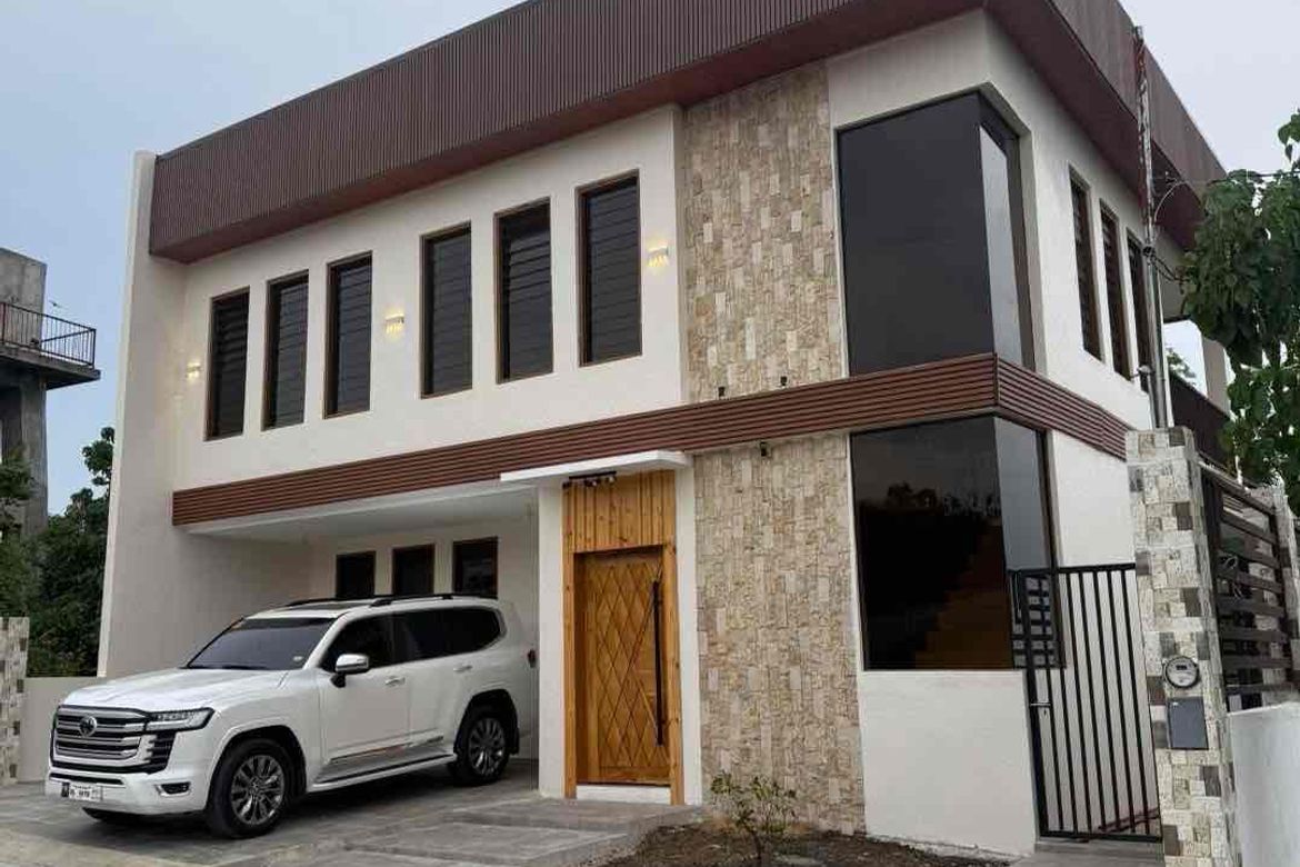 House for Sale in Poblacion Ward III, Minglanilla, Cebu