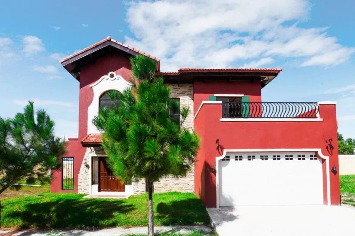 House for Sale in Portofino Heights, Almanza Dos, Las Piñas, Metro Manila
