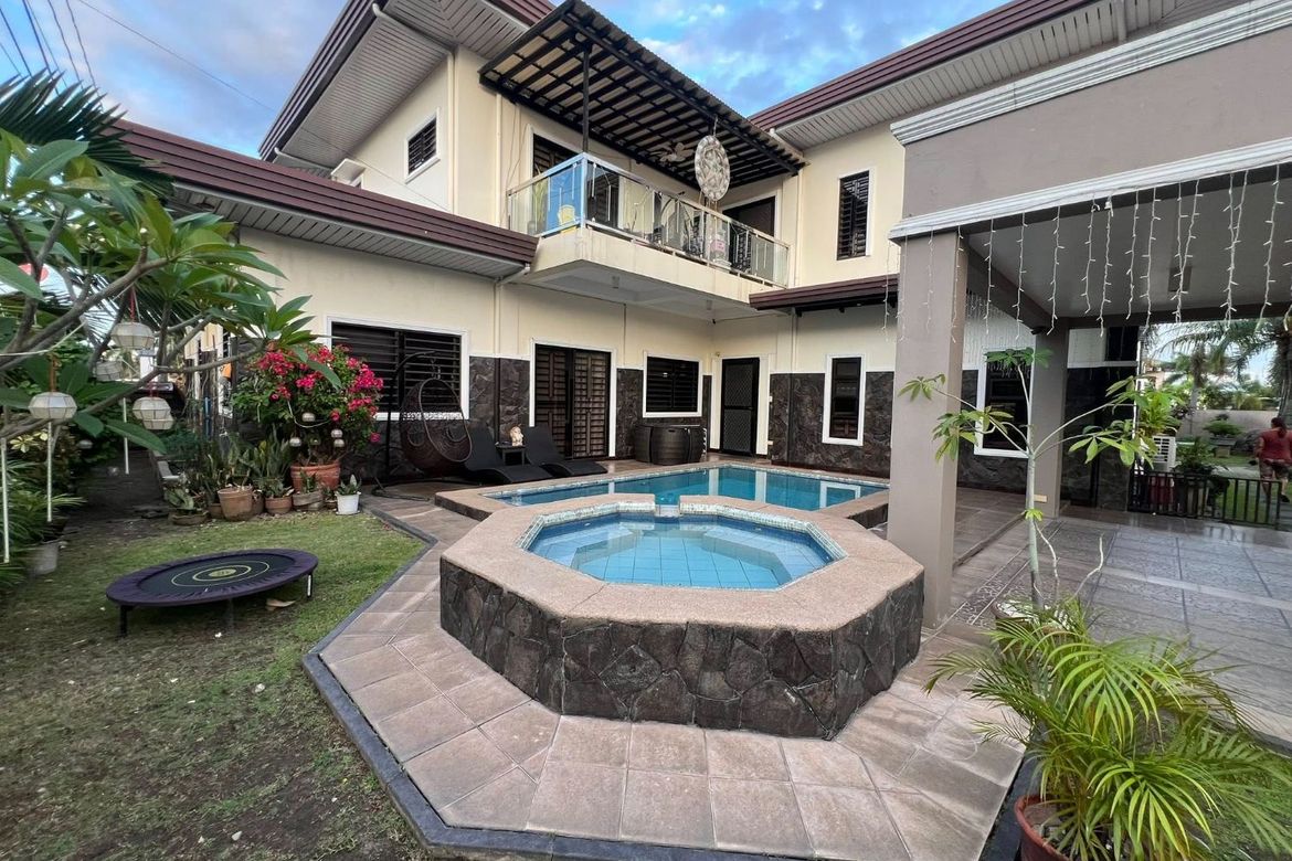 House for Sale in Pulung Maragul, Angeles, Pampanga