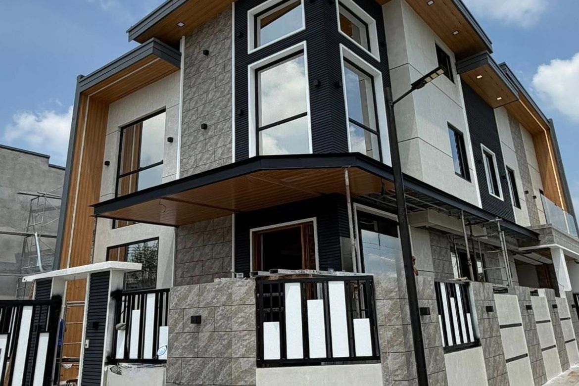 House for Sale in Pulung Maragul, Angeles, Pampanga