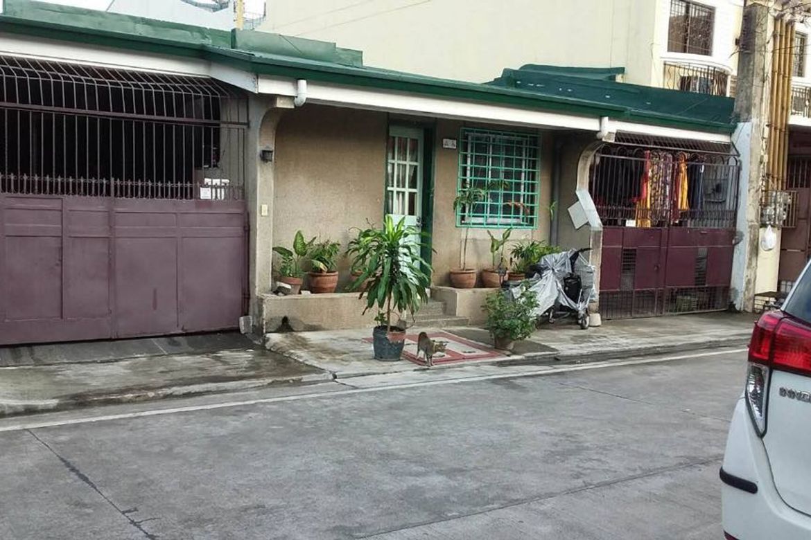House for Sale in San Antonio, Makati, Metro Manila