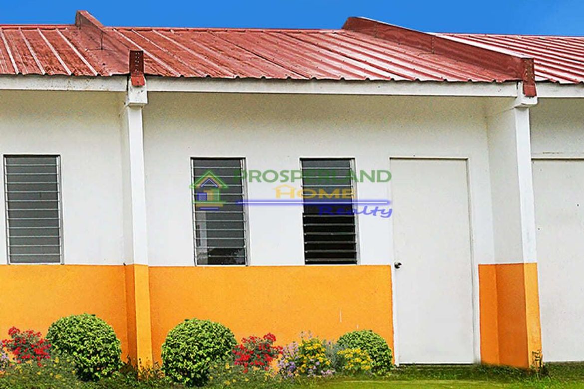 House for Sale in San Roque, Santo Tomas, Batangas