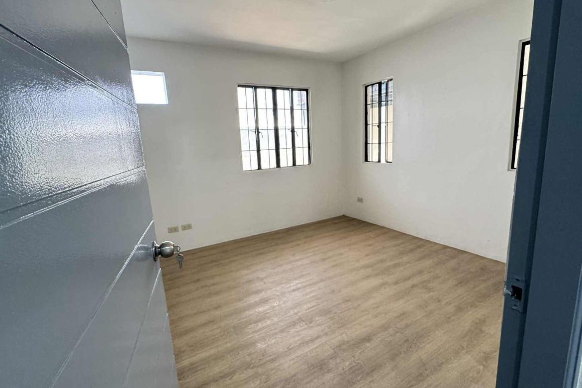 House for Sale in Santo Domingo, Cainta, Rizal – photo 2