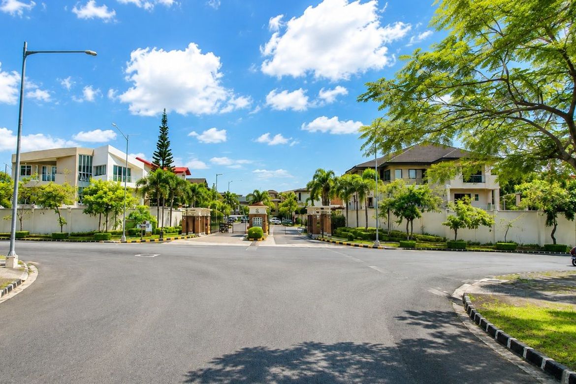 Land for Sale in Alabang, Muntinlupa, Metro Manila