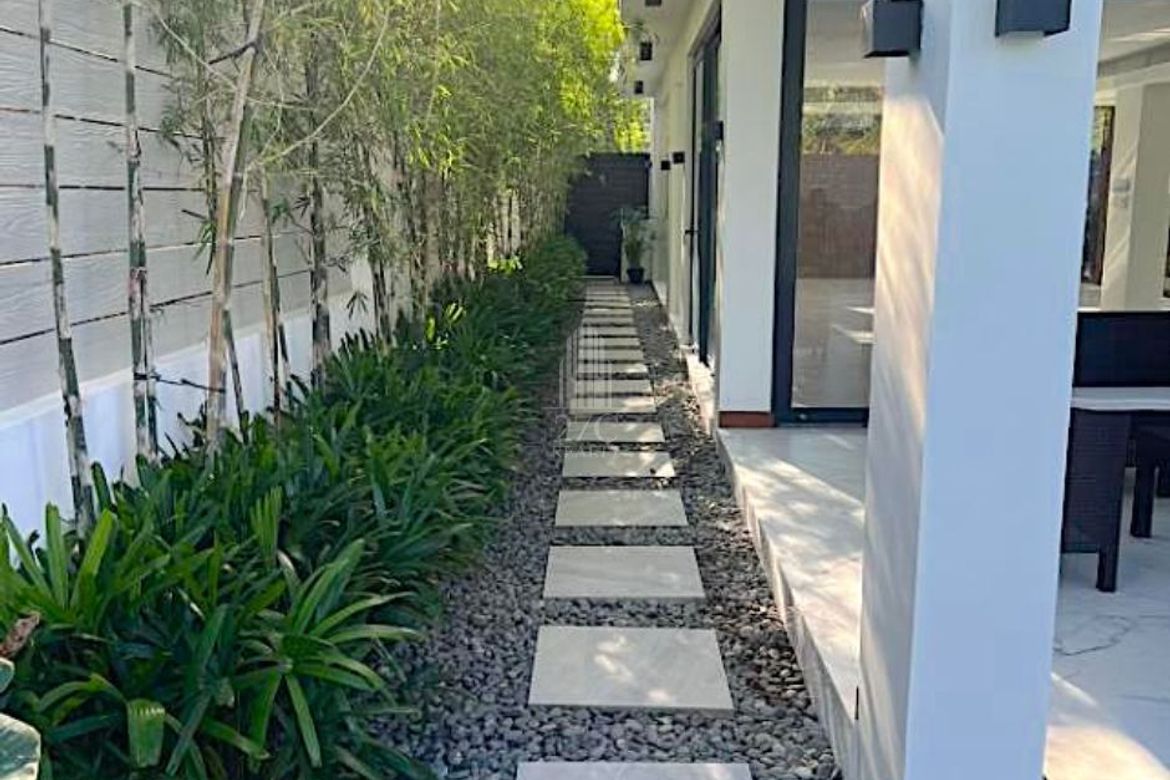 Land for Sale in Alabang, Muntinlupa, Metro Manila – photo 5