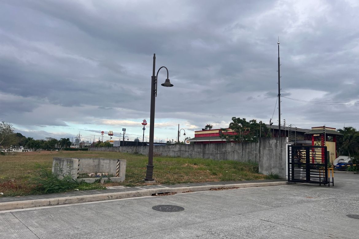 Land for Sale in Alabang West Village, Almanza Dos, Las Piñas, Metro Manila