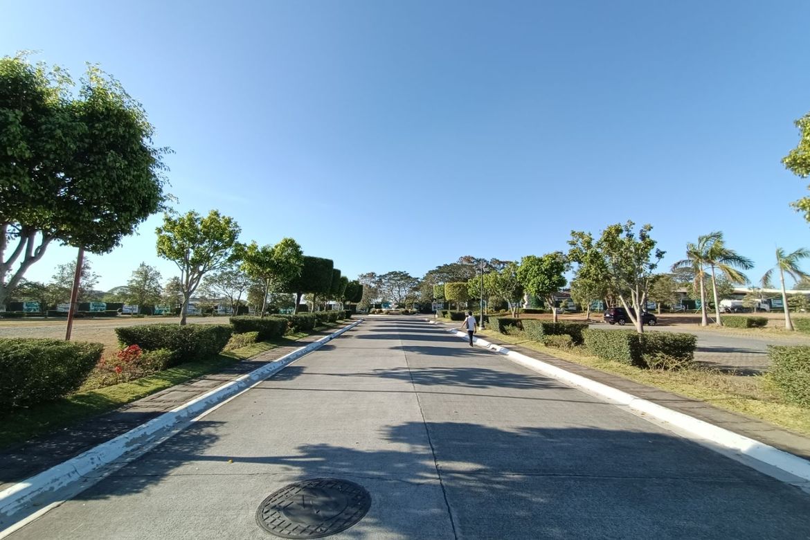Land for Sale in Almanza Dos, Las Piñas, Metro Manila – photo 2