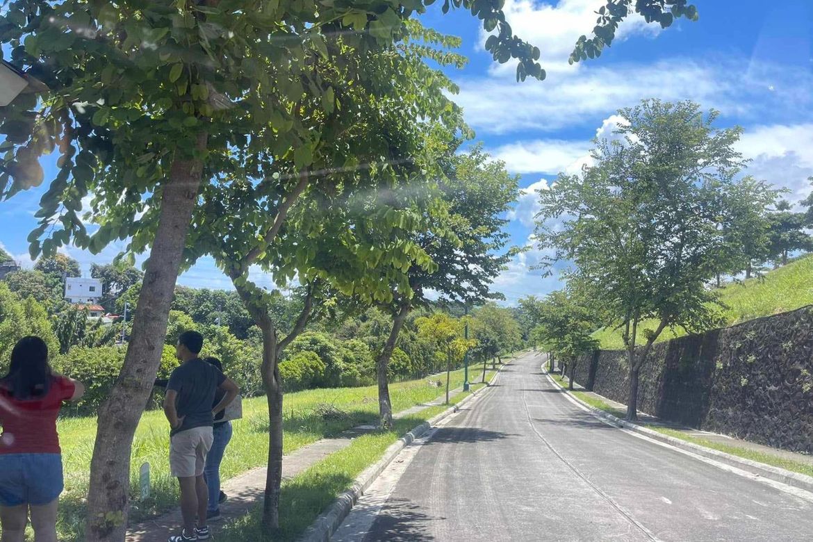 Land for Sale in Almanza Dos, Las Piñas, Metro Manila – photo 2