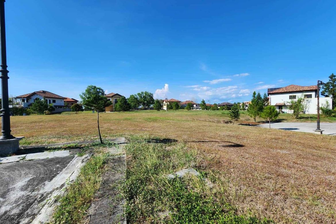 Land for Sale in Amore at Portofino, Tunasan, Muntinlupa, Metro Manila