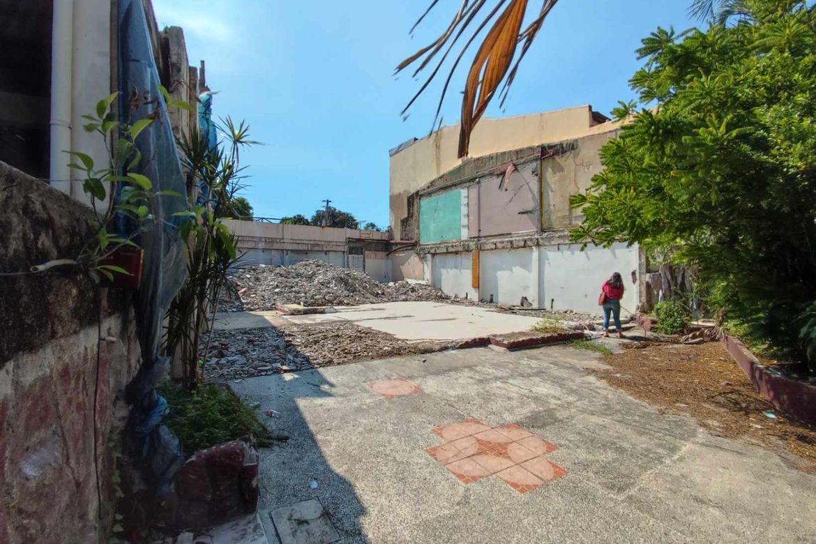 Land for Sale in Apolonio Samson, Quezon City, Metro Manila