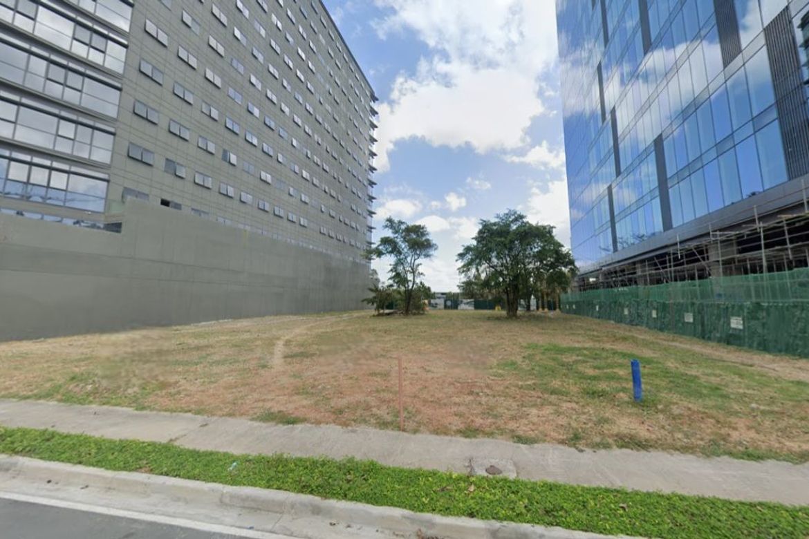 Land for Sale in Arca South, Western Bicutan, Taguig, Metro Manila – photo 6