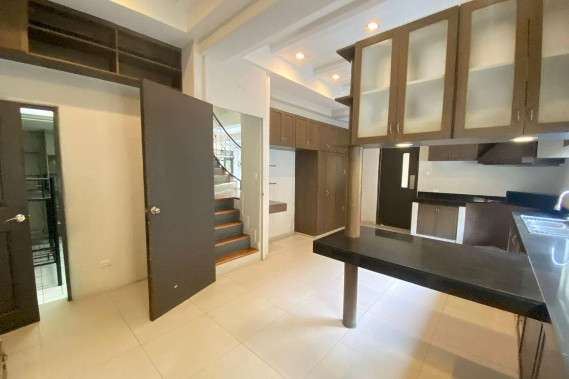 Land for Sale in Ayala Alabang Village, New Alabang Village, Muntinlupa, Metro Manila – photo 6
