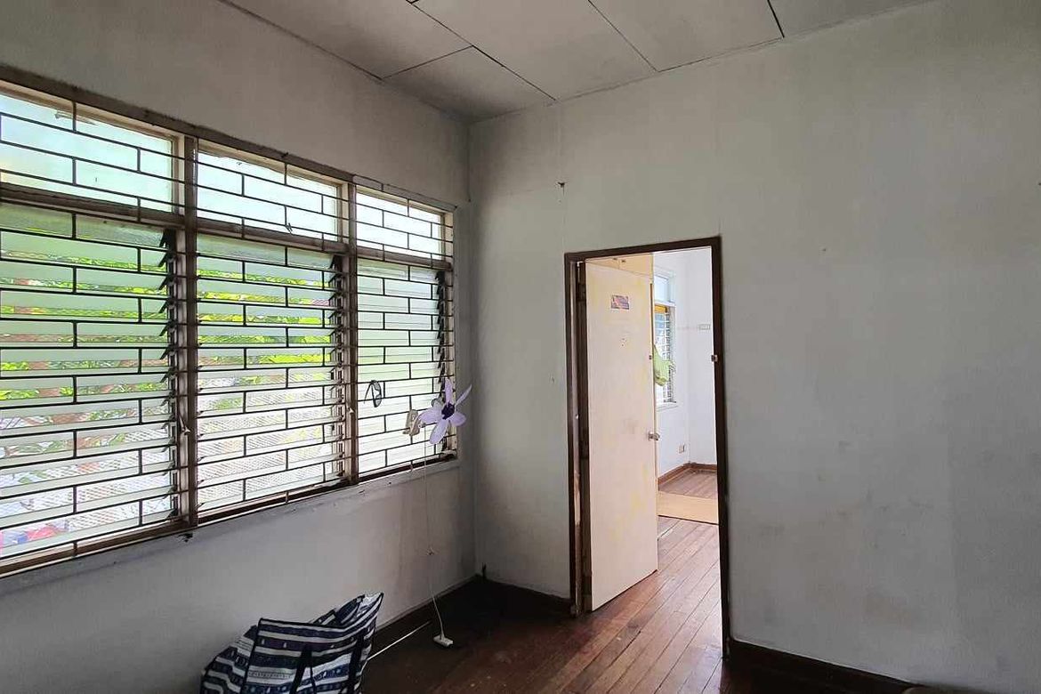 Land for Sale in Bangkal, Makati City near MRT-3 Magallanes – photo 2