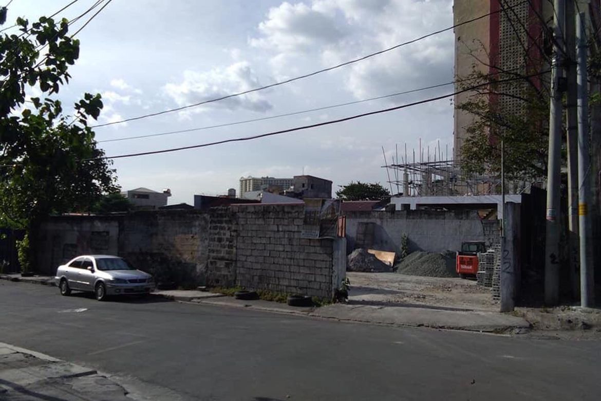 Land for Sale in Bangkal, Makati, Metro Manila near MRT-3 Magallanes – photo 2